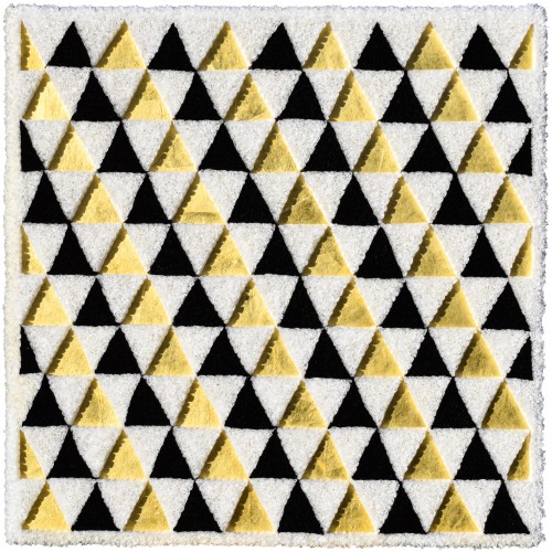 Dreiecke in Gold